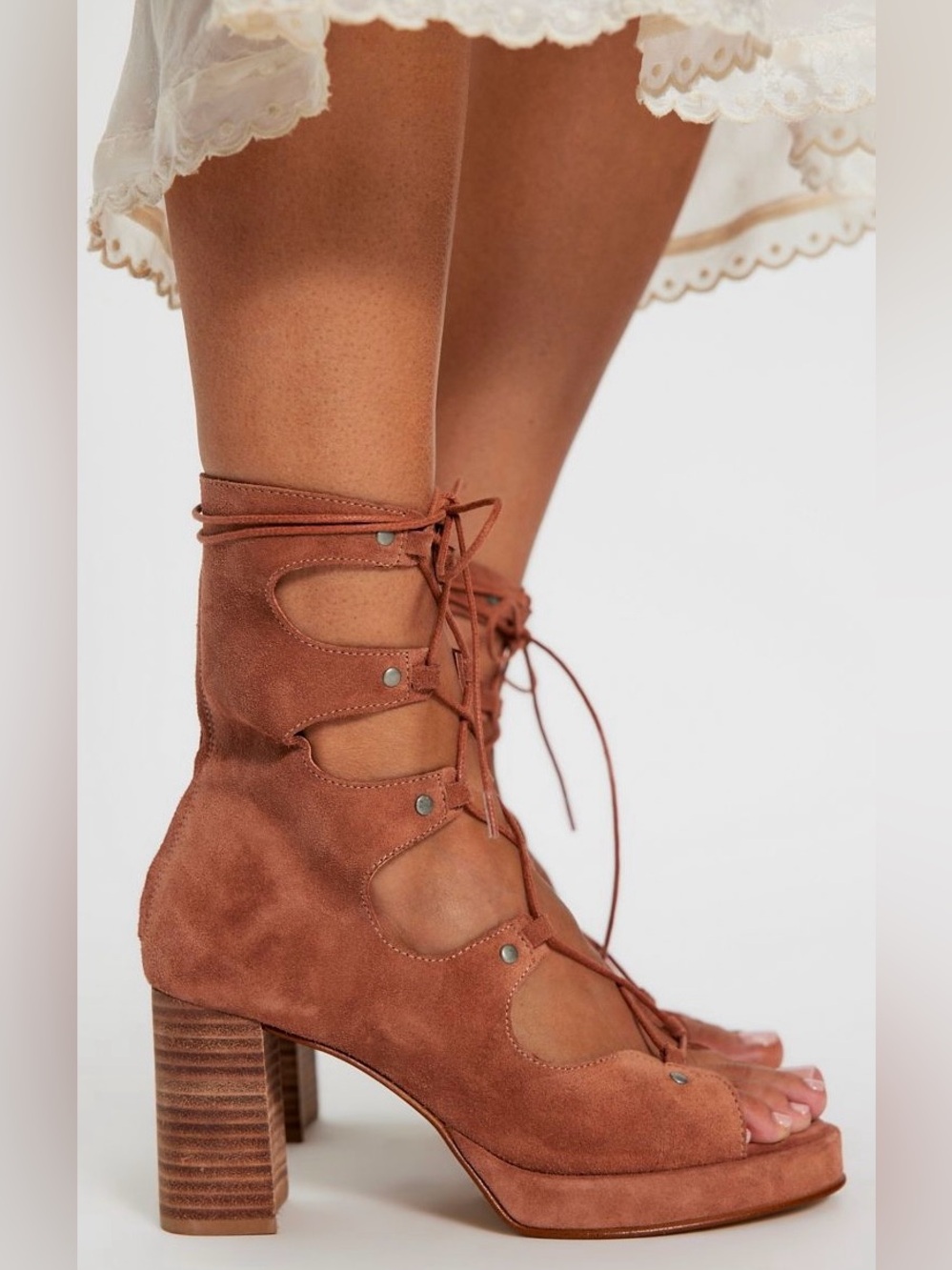 Free People Collection ~ Markie Lace-Up Platforms ~ Deep Sand ~ SZ- 9 ~ NWT***